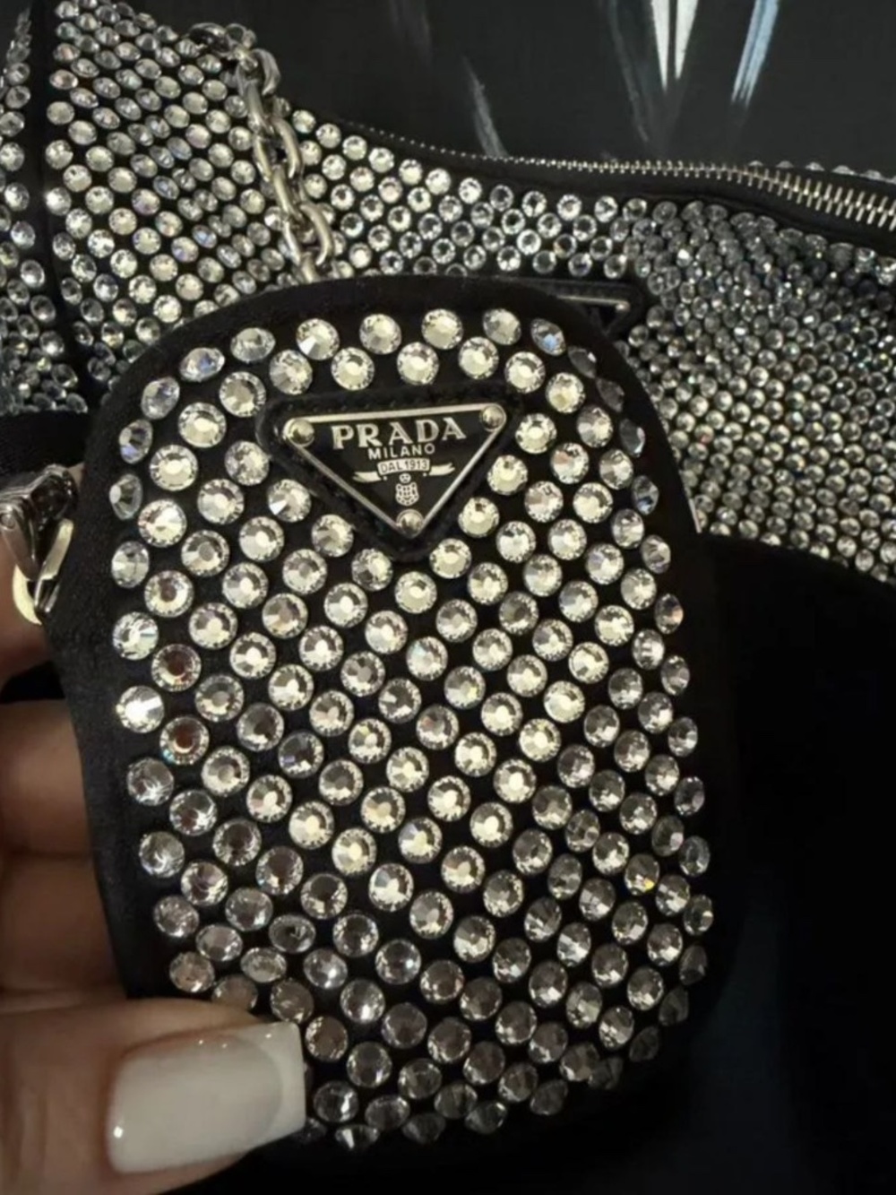 ๐ Prada Re-Edition 2005 Crystal-Embellished Satin Bag โ Pure Elegance and Radia - Picture 2 of 5
